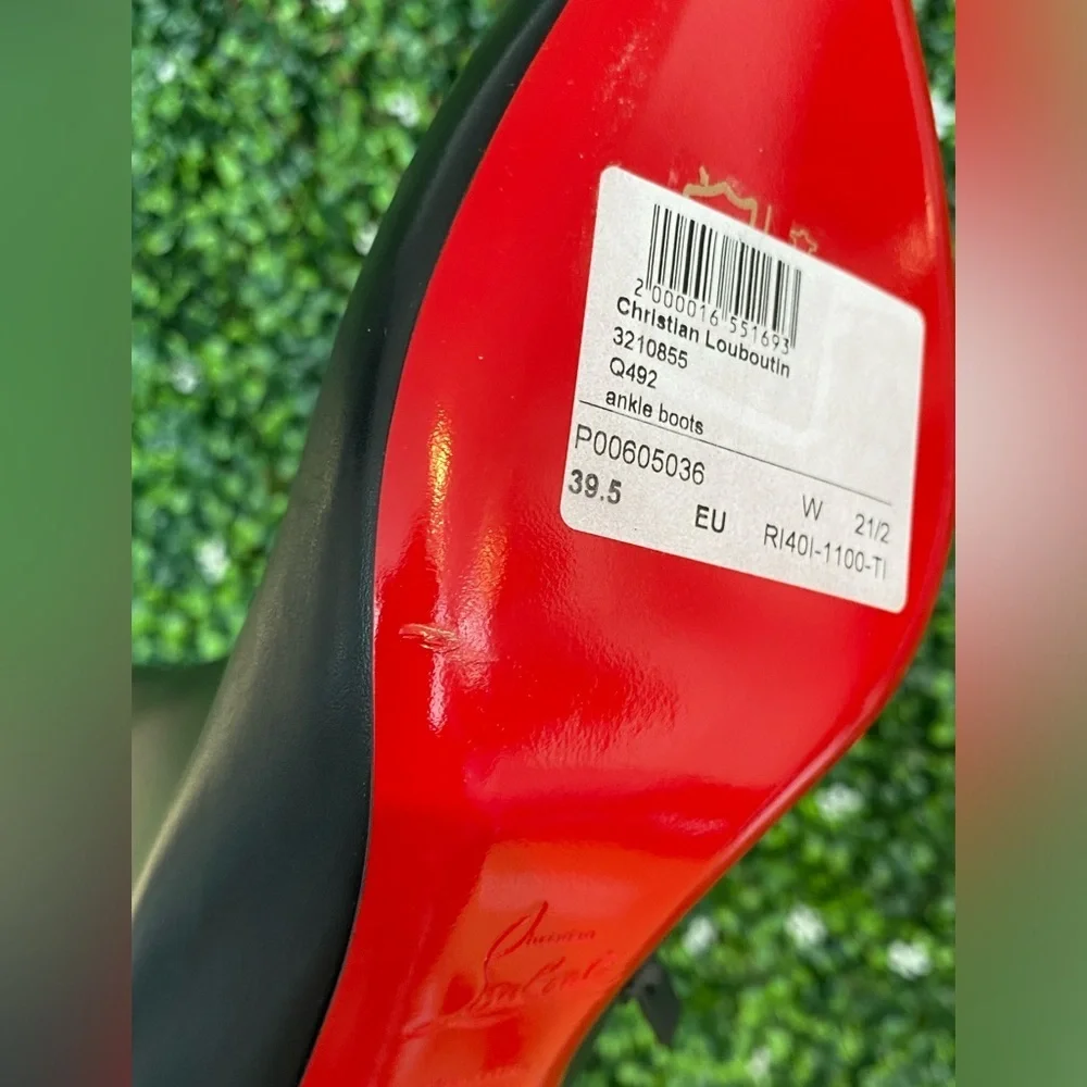 Christian Louboutin Epic Booty Leather Ankle Boots 70‎